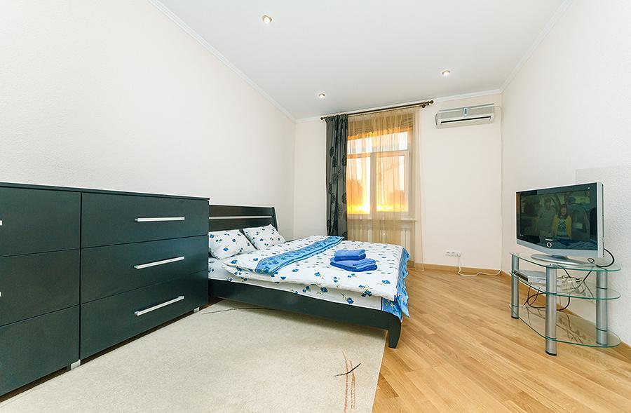 Amazing Two Beds In The Klovskiy Spusk Apartment Kiev Ngoại thất bức ảnh