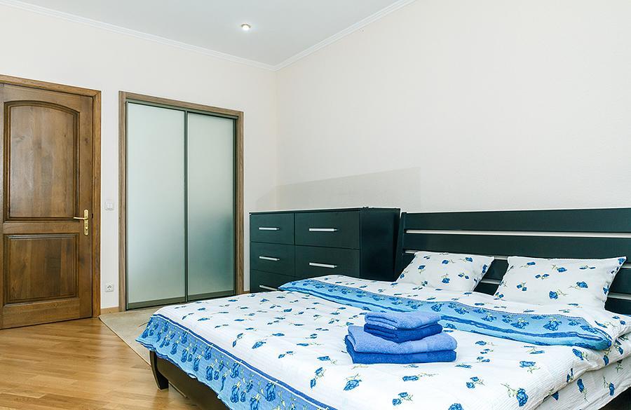 Amazing Two Beds In The Klovskiy Spusk Apartment Kiev Ngoại thất bức ảnh